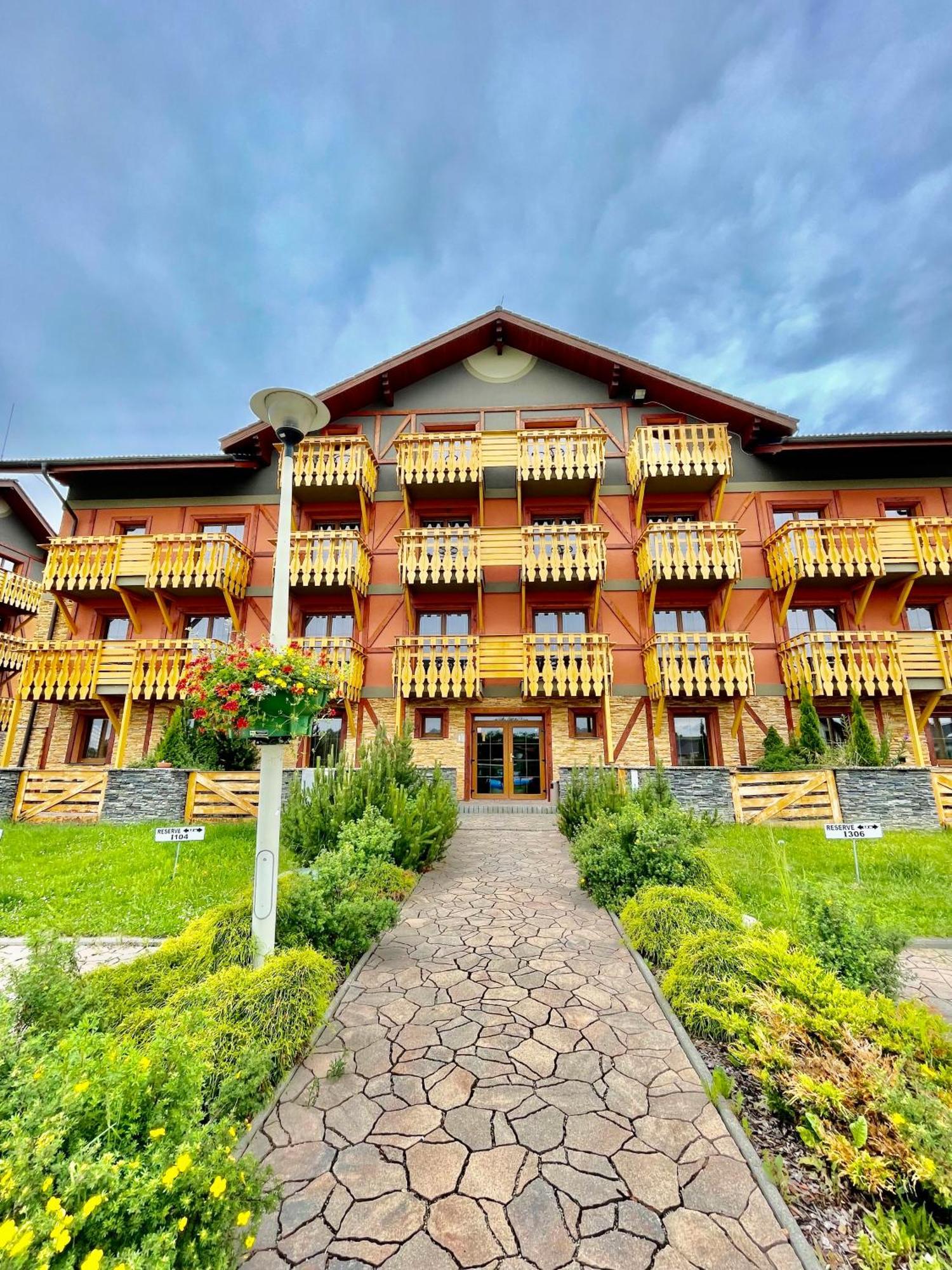 Apartment Kimo - Stunning View Of High Tatras Vel'ka Lomnica Buitenkant foto